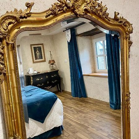 Une Nuit Chez Une Artisane Жослен Экстерьер фото